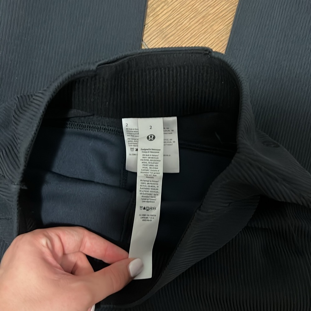 Brushed Softstreme Ribbed Zip Flared Pant 32.5" - Picture 4 of 7